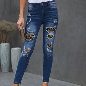 Zesica Women’s Skinny Jeans sz M 4/6 Distressed Leopard NEW #X970​